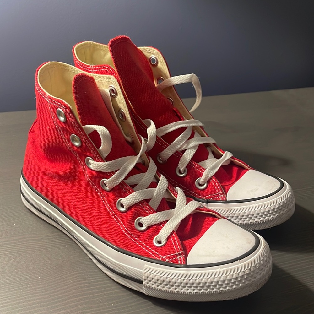 Red Converse